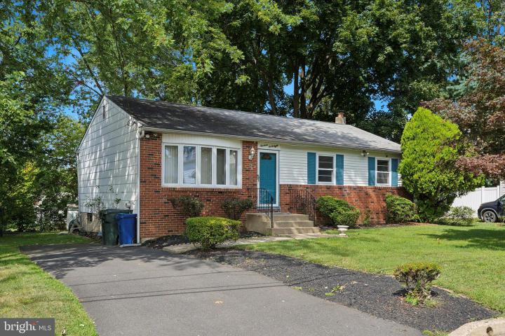 Photo of 1948 Lukens Avenue, Willow Grove PA