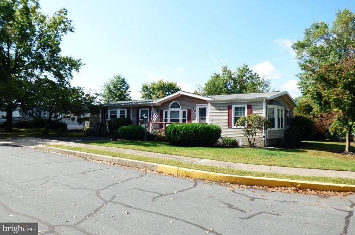 Photo of 689 Mimosa Ct Court, Red Hill PA