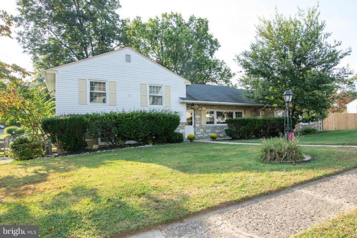 Photo of 953 Old Ford Road, Huntingdon Valley PA