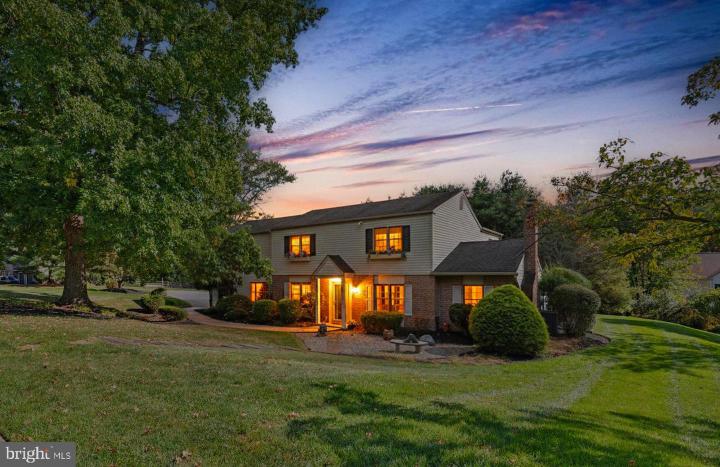 Photo of 37 Scarlet Oak Drive