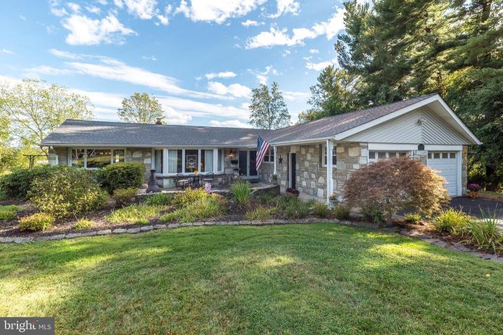 Photo of 501 Martin Lane, Dresher PA