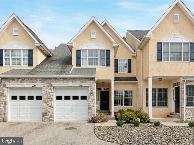 Photo of 719 N Sumneytown Pike 4, Lansdale PA