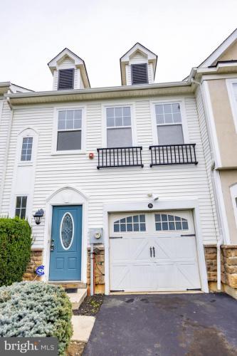 Photo of 39 Old Cedarbrook Road, Wyncote PA