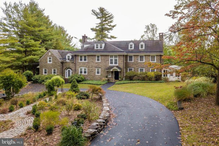 Photo of 123 Gypsy Lane