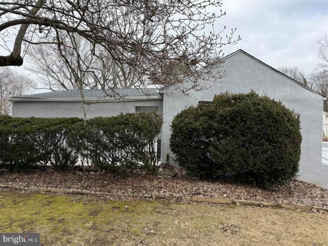 Photo of 8002 Ivy Lane