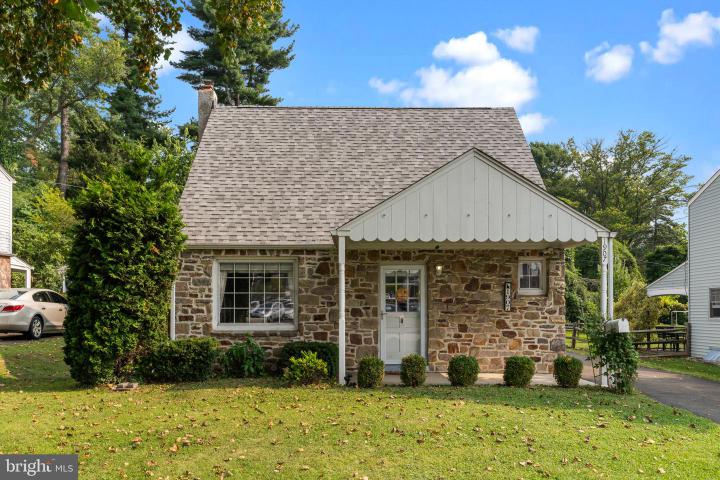 Photo of 1907 Jenkintown Road, Jenkintown PA
