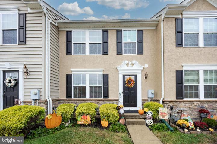 Photo of 140 Sandpiper Court, Gilbertsville PA