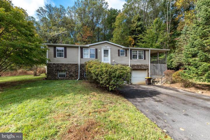 Photo of 2419 Sanatoga Road, Pottstown PA