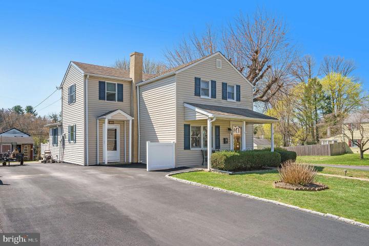 Photo of 220 Garth Road, Oreland PA