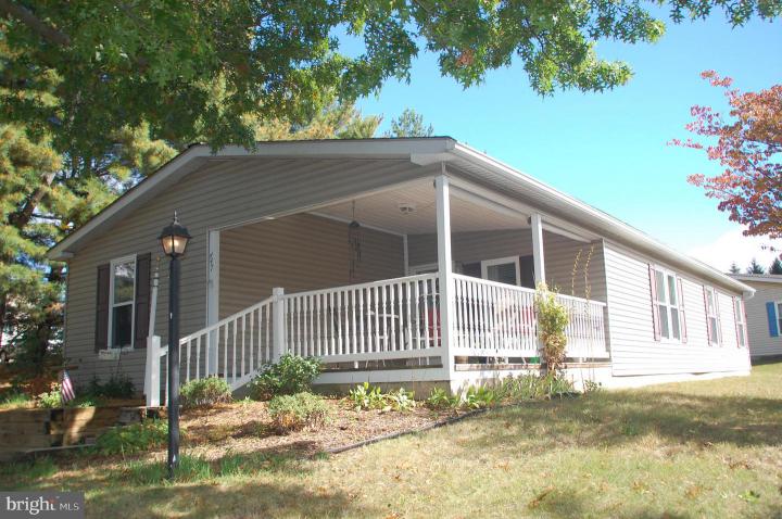 Photo of 447 Manor House Lane, Souderton PA