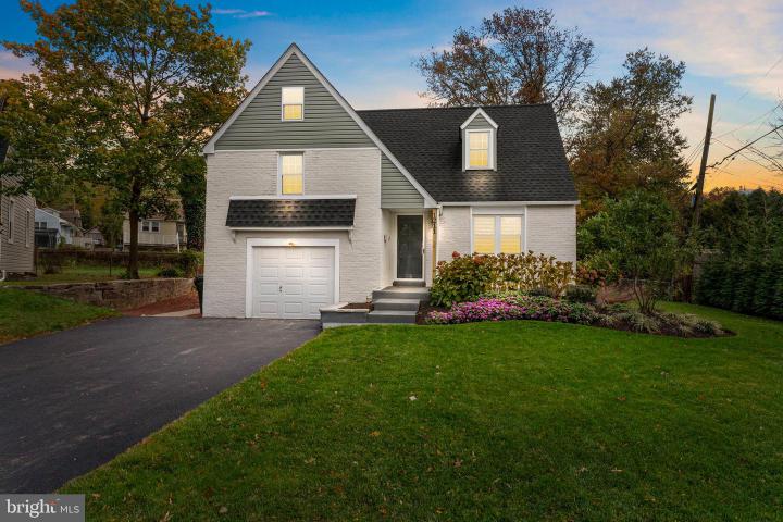 Photo of 1211 East Avenue, Abington PA