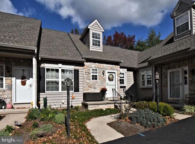 Photo of 984 Independence Lane 13, Lansdale PA