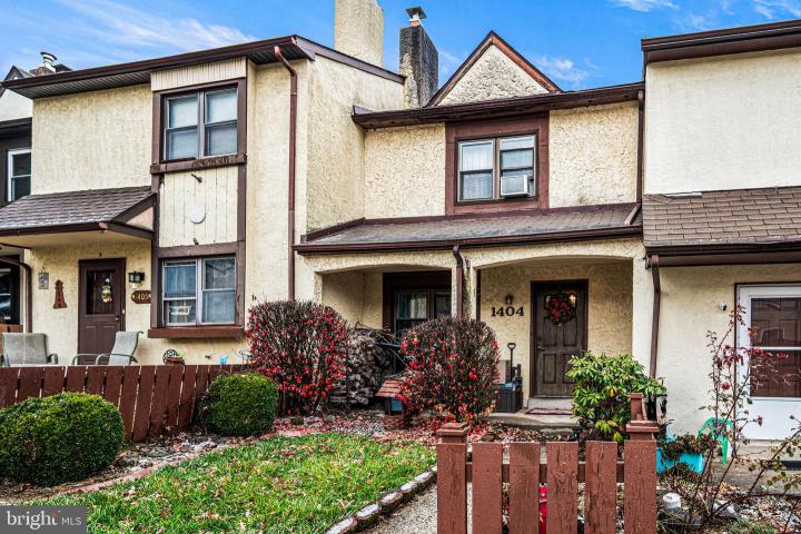 Photo of 1404 Walnut Ridge Estate