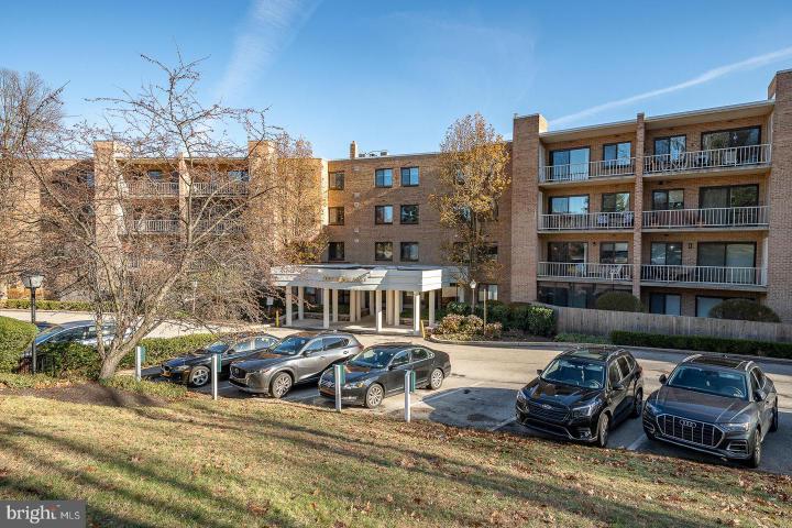 Photo of 1637 Oakwood Drive S114