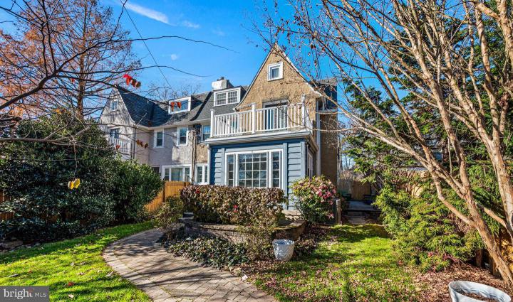 Photo of 503 E Gravers Lane