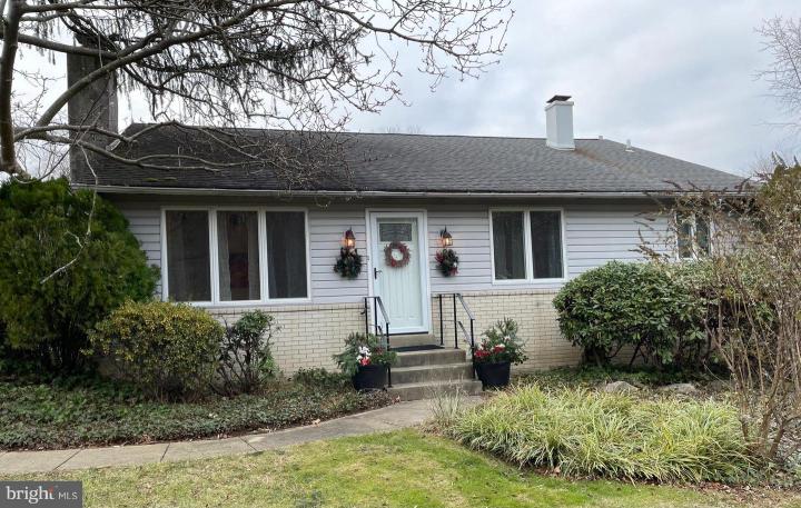 Photo of 2400 Edge Hill Road