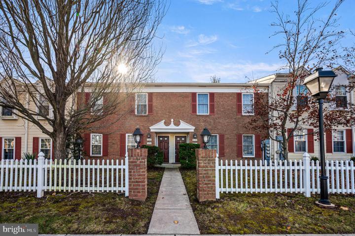 Photo of 912 Stockton Court