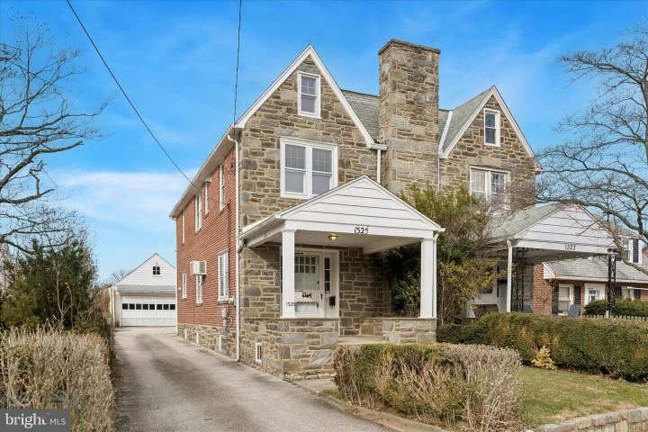 Photo of 1525 W Wynnewood