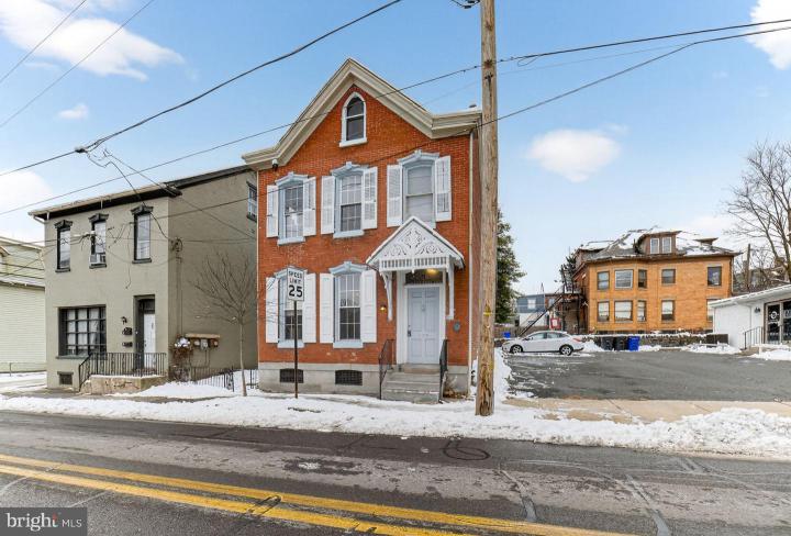 Photo of 71 N Charlotte Street