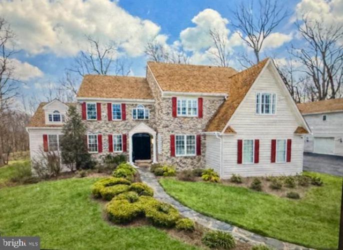 Photo of 2104 Squirrel Hill Road, Schwenksville PA