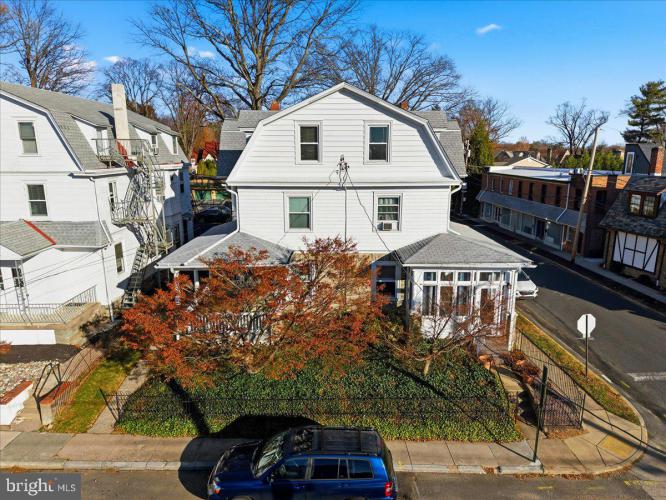 Photo of 400 Cottman Street