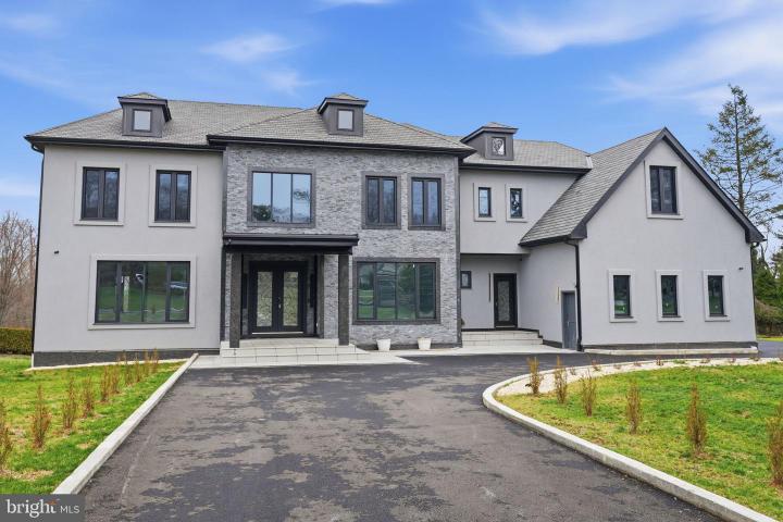 Photo of 1047 Welsh Road
