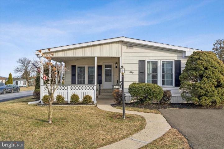 Photo of 319 Winding Brook Run