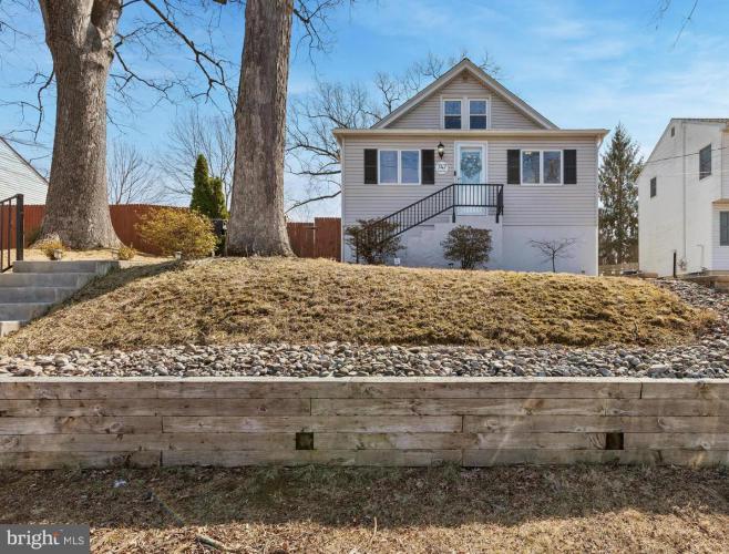 Photo of 747 Tennis Avenue