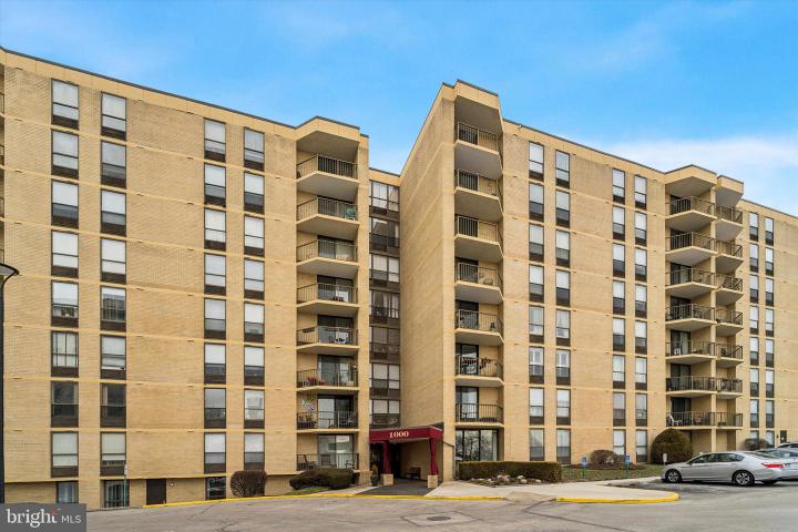 Photo of 666 W Germantown Pike 1216