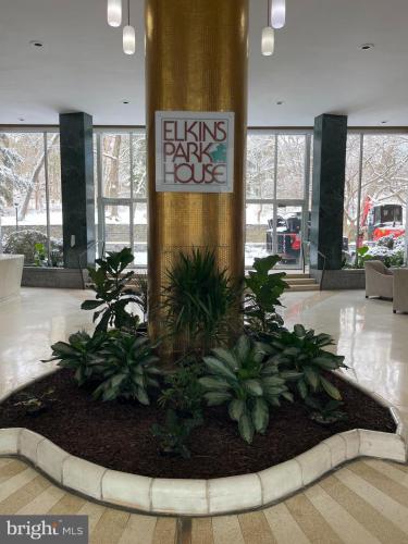 Photo of 7900 Old York Road 311b