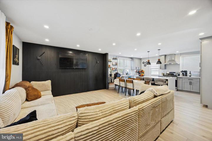 Photo of 317 Summer Avenue