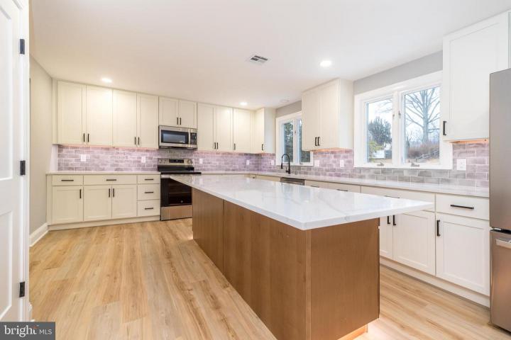 Photo of 61 S Park Avenue