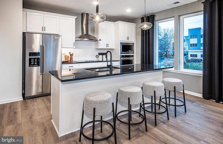 Photo of 421 Washington Street 107ivy