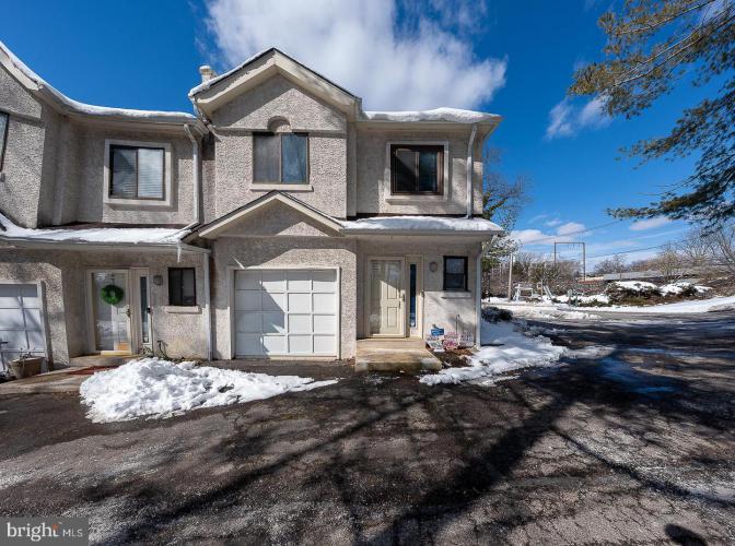 Photo of 12 Bala Avenue 1