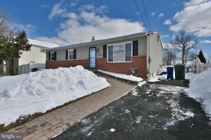 Photo of 1653 Fitzwatertown Road