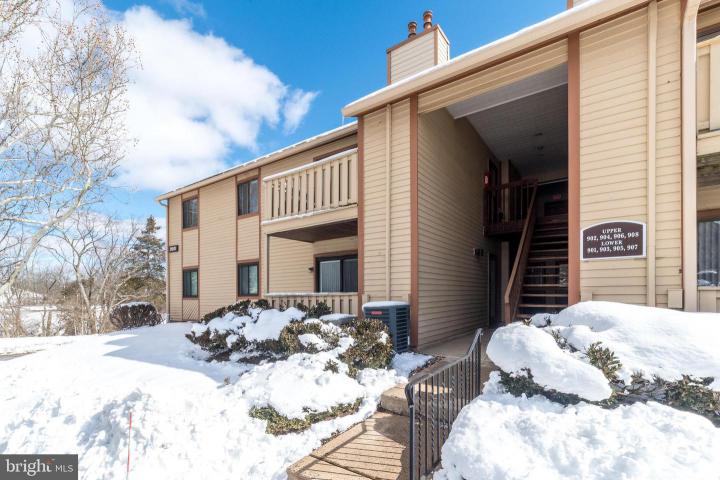 Photo of 906 Dogwood Court