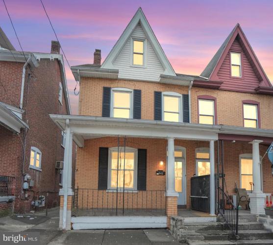 Photo of 642 Walnut Street