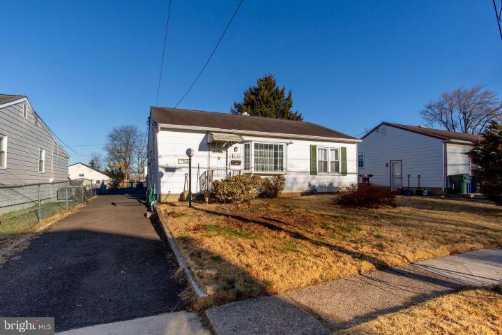 Photo of 910 Garfield Avenue