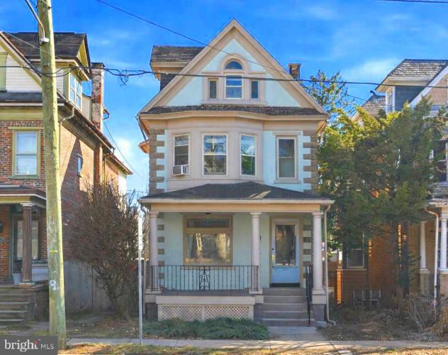 Photo of 944 E High Street