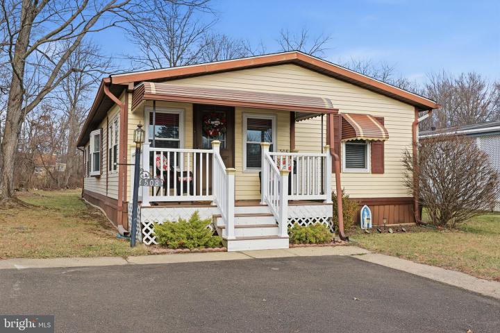 Photo of 508 Willow Lane