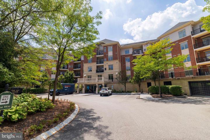 Photo of 227 Carson Terrace