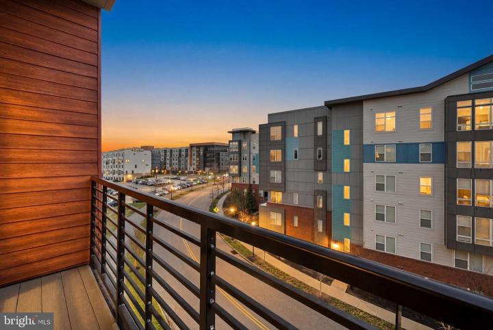 Photo of 575 S Goddard Boulevard 502