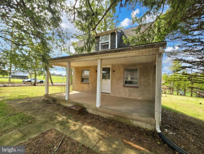 Photo of 395 Evergreen Road