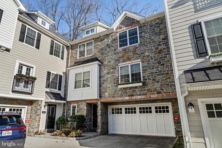 Photo of 219 E Montgomery Avenue 6