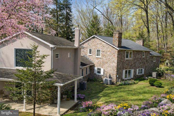 Photo of 941 Cedar Road