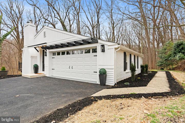 Photo of 971 Stevens Lane, Wayne PA