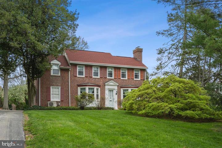 Photo of 1037 Montgomery Avenue