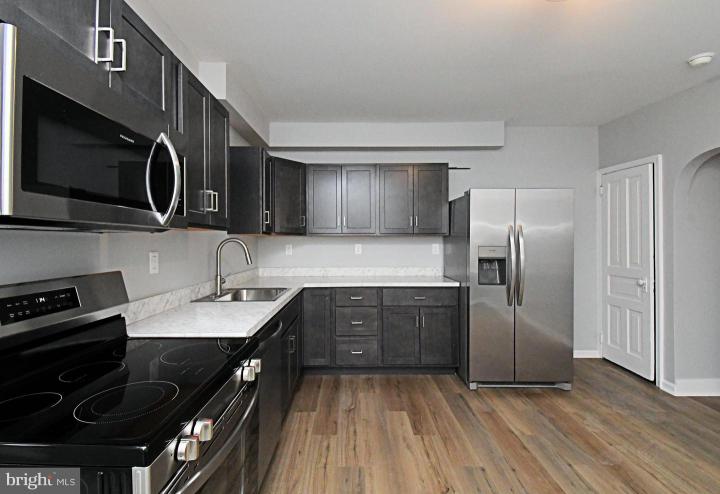 Photo of 13 W 2nd Street