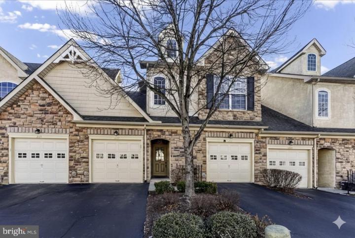 Photo of 2412 Romano Court