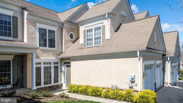 Photo of 374 Primrose Drive